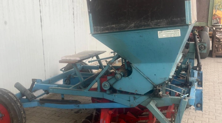 Oldenhuis & Prinsen plantmachine voor uien 6 rijen