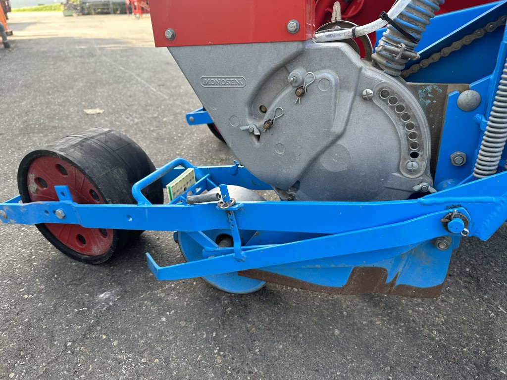 �������������� ������ Monosem MS �� 4 ������� �/��� ��������� ����