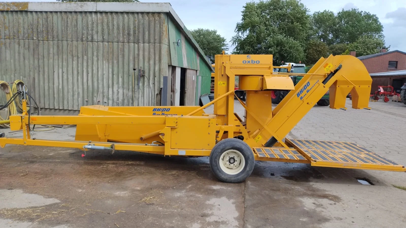 Oxbo Pixall BH100 bean picker • Duijndam Machines
