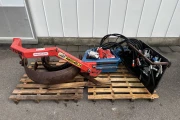 Pazzaglia FZ100 shrub and tree lifter with attachment unit for a wheel loader