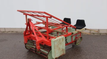 Perdu Imitation 2 row planting machine for soilblocks and trayplants