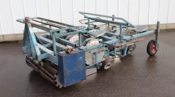 Mașină de plantat Perdu 4 rânduri