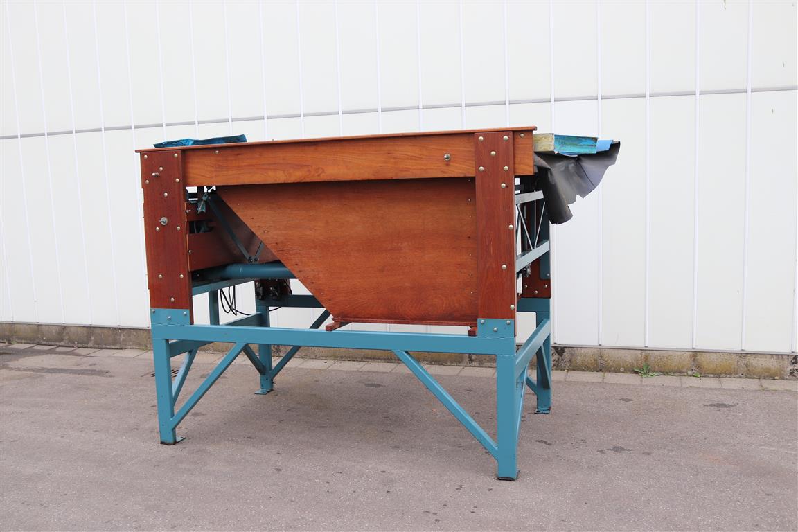 Perfect EU sorteermachine voor bloembollen en spruiten • Duijndam Machines