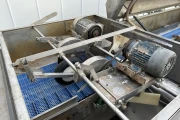 Peter Cox spring onion washing machine for spring onions with leaf and root cutters