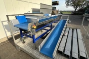 Platform for weigher with feeding conveyors