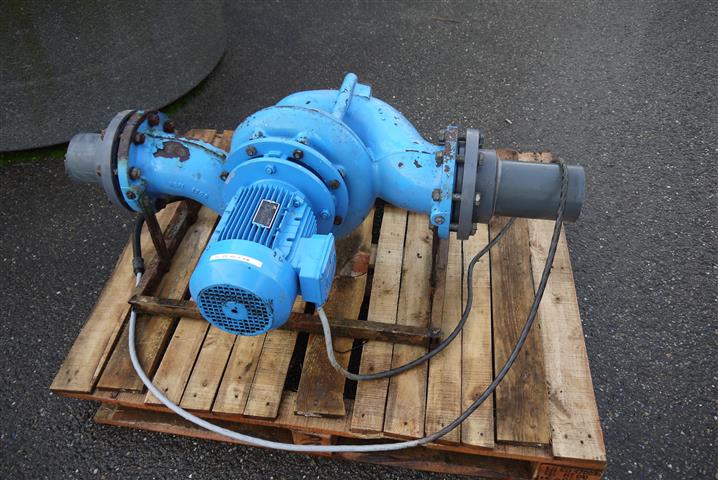 Водяной насос Johnson pump 3 кВт с двигателем 380 вольт