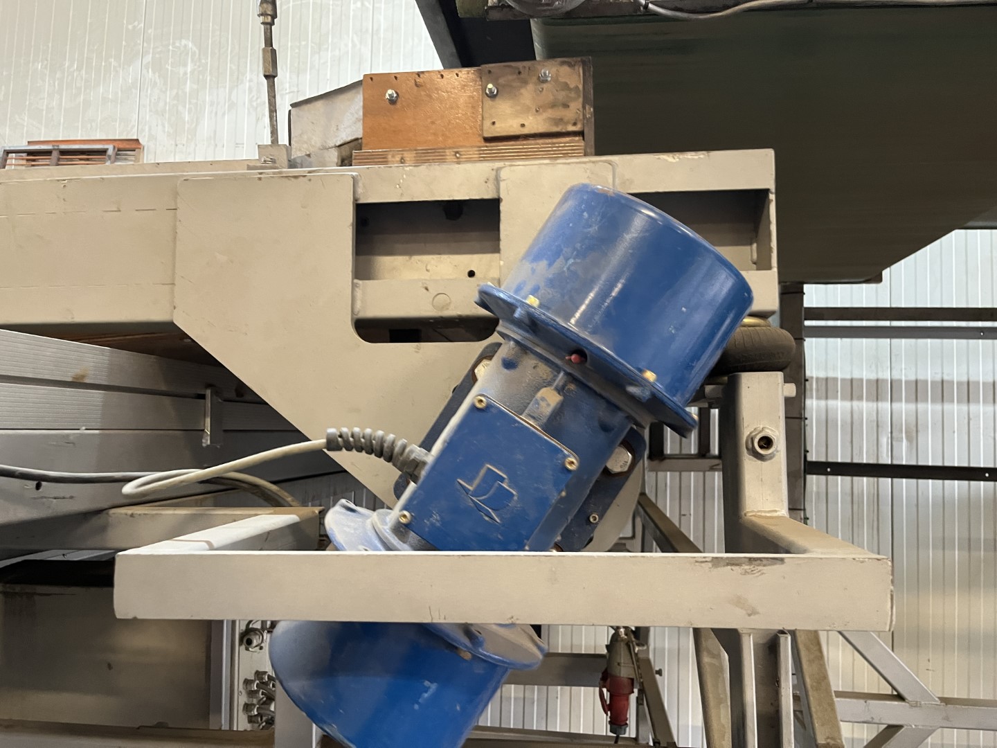 Total Systems Bercomex Potveer ����� ���������� ������� 160 �� ��� ������� ������, ���������, ���� � ������������ �������.