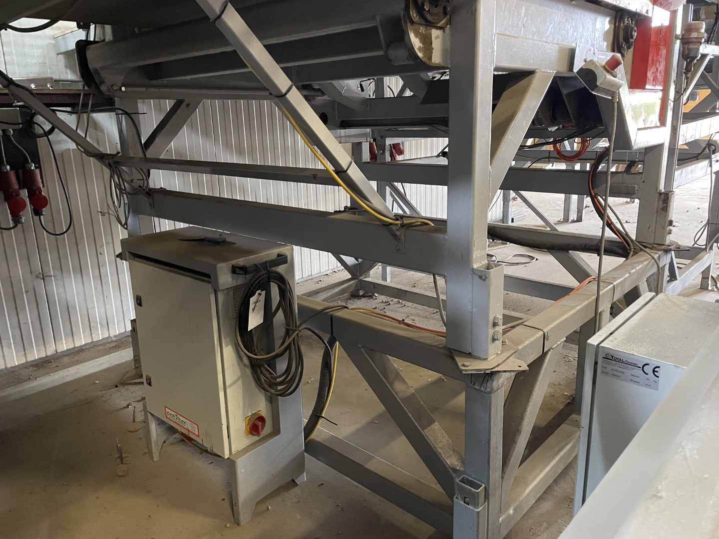 Total Systems Bercomex Potveer ����� ���������� ������� 160 �� ��� ������� ������, ���������, ���� � ������������ �������.