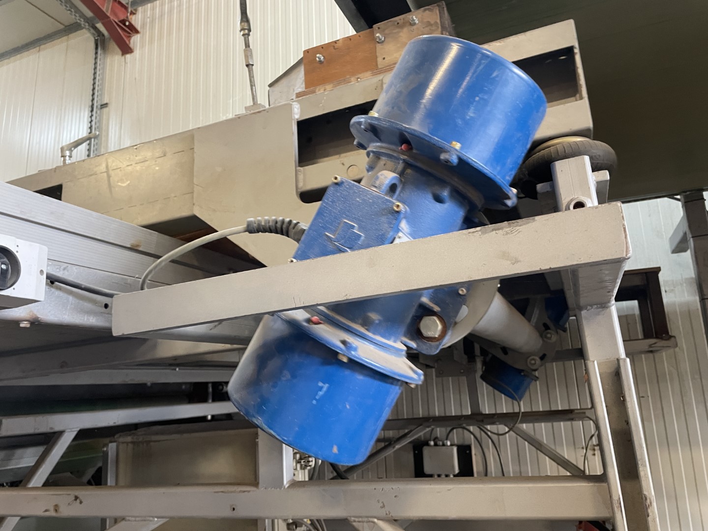 Total Systems Bercomex Potveer ����� ���������� ������� 160 �� ��� ������� ������, ���������, ���� � ������������ �������.
