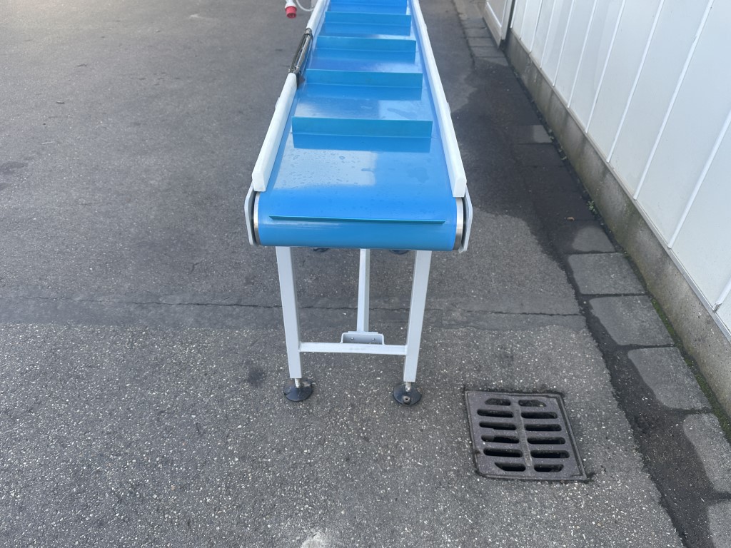 ProfiTech �������� � �������� 285 x 35 ��