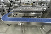 Proseal MC002 + slipmaster weighing line with 14 weighing positions for soft fruits with Slipstream lane divider