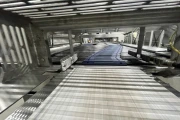 Proseal MC002 + slipmaster weighing line with 14 weighing positions for soft fruits with Slipstream lane divider