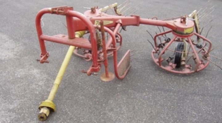 PZ Zweegers Strella hay tedder image 1