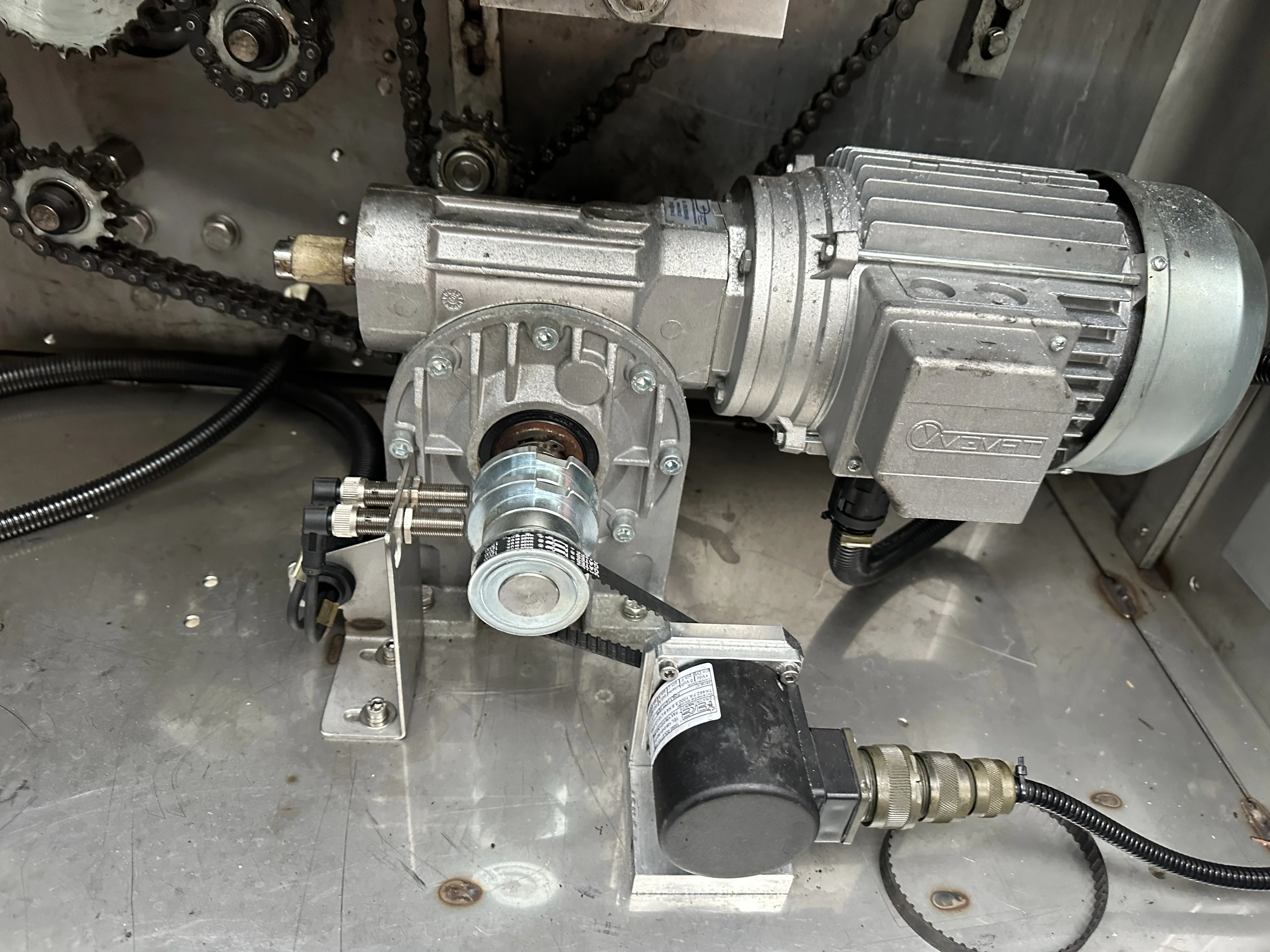 Record Scorpion flow pack machine • Duijndam Machines