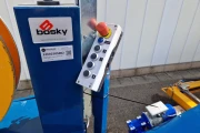 Reisopack 2901 pallet strapping machine with corner applicator
