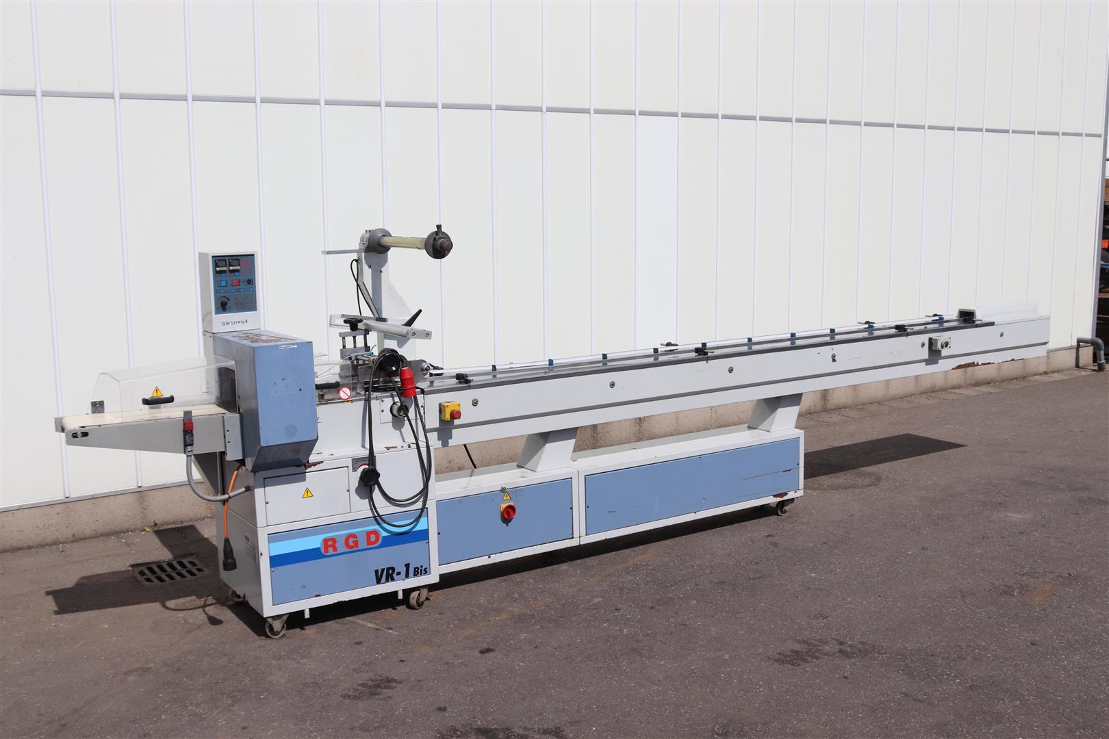 Used Rgd Master Flow Wrapper RGD Flow Pack packaging machine • Duijndam Machines