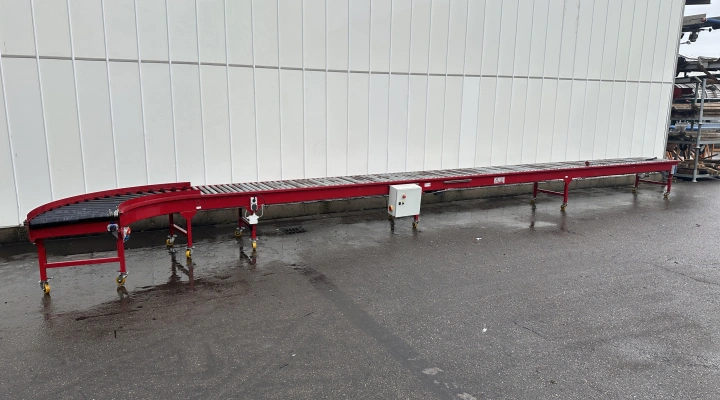 Roller conveyor 1070 cm x 70 cm with curve 90°