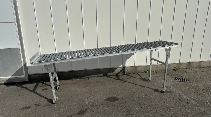 Roller conveyor 300 x 65 cm with wheels