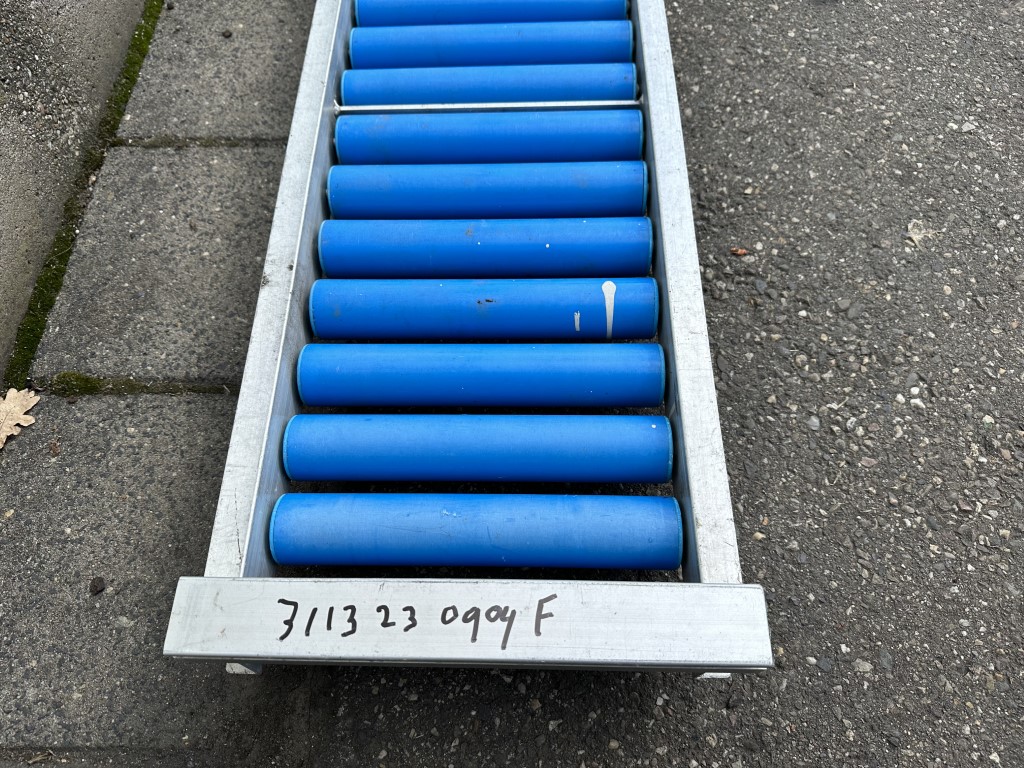 ��������� �������� 545 x 30 cm