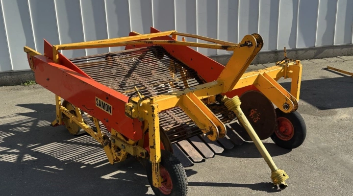 Samon potato harvester
