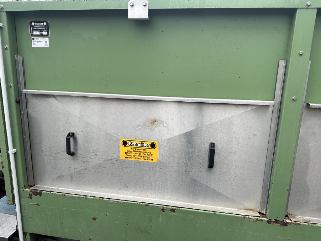 Schneider Agrar 3 M ������� �����a ����������� ���� 300 � 80