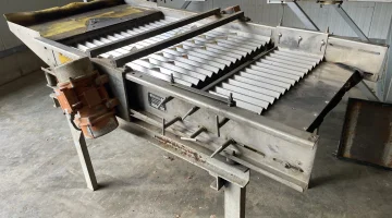 Пресортировщик Schneider LS1000-2 для фасоли и моркови 100 см