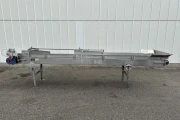 Schneider SWF650 conveyor 470 x 65 cm with stainless steel collection bin