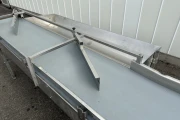Schneider SWF650 conveyor 470 x 65 cm with stainless steel collection bin