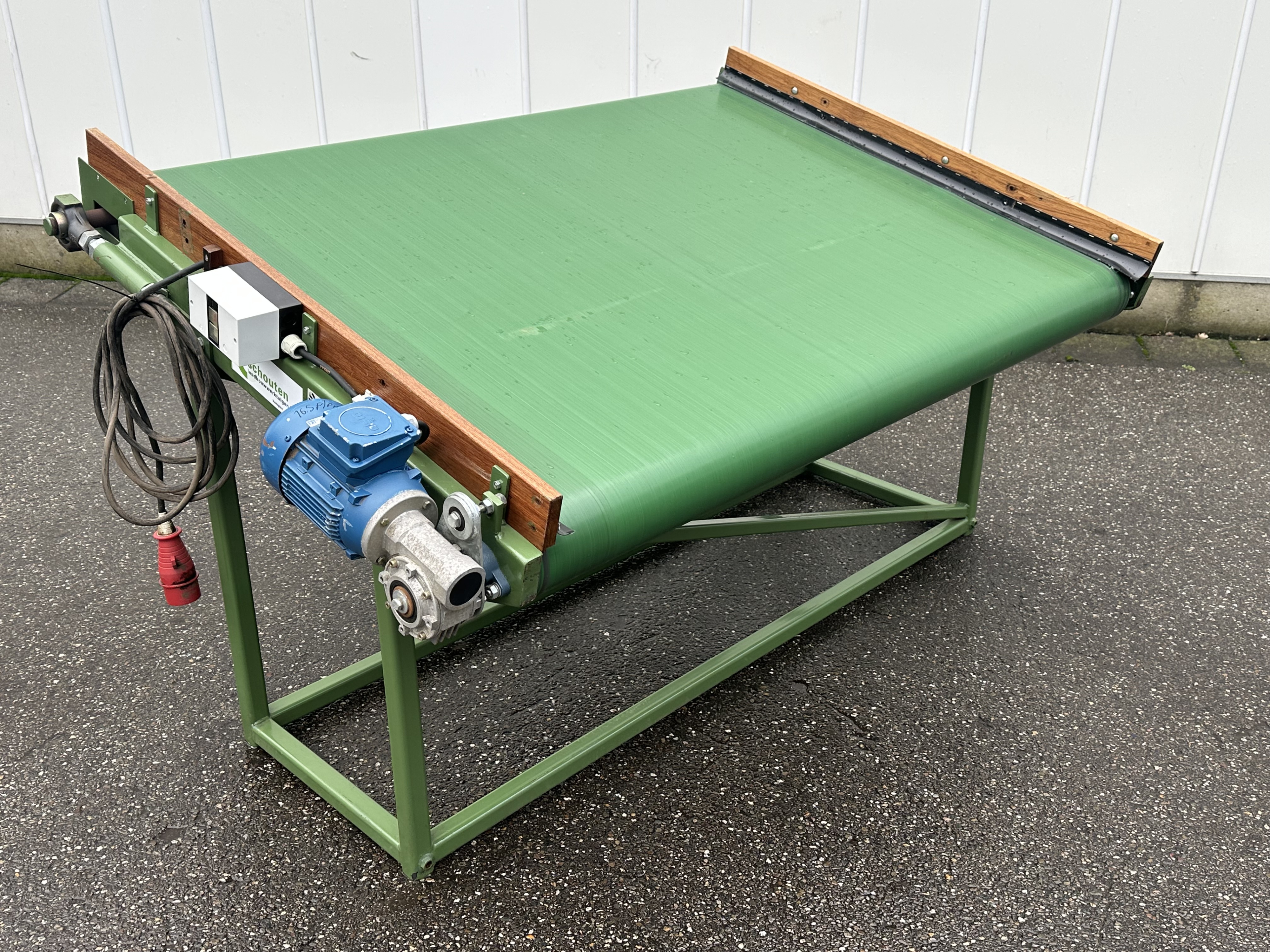 Schouten AB 106/160