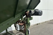 Schouten dosing hopper 300 x 80 cm