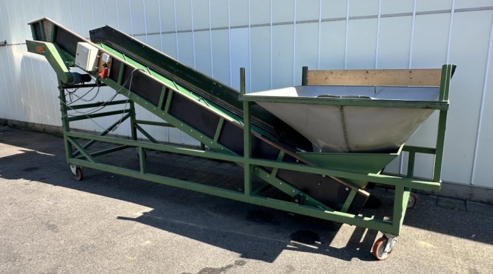 Schouten dosing hopper elevator 450 x 100 cm