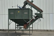Schouten potato sorting machine with Demco hopper