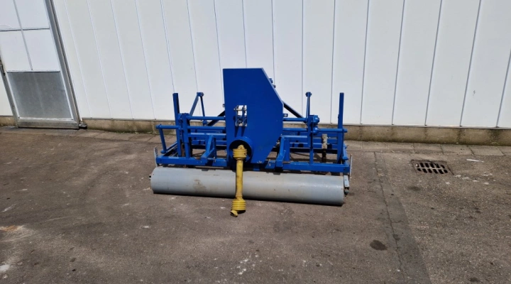 Schrauwen dibbler for leek