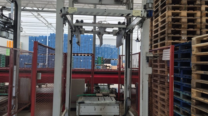 Sorma FBR 108S palletizer infeed from the right