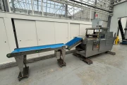 Sorpak Christiaens 5000-64-315 cucumber wrapping machine with supply conveyor