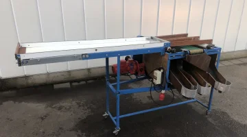 Smistatrice per mirtilli con lacci