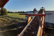 Spinnekop Combine receiving hopper with cleaner ,inspection conveyor and elevator