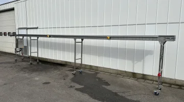 Transportband roestvrij staal 970 x 240 cm op hoge poten en wielen