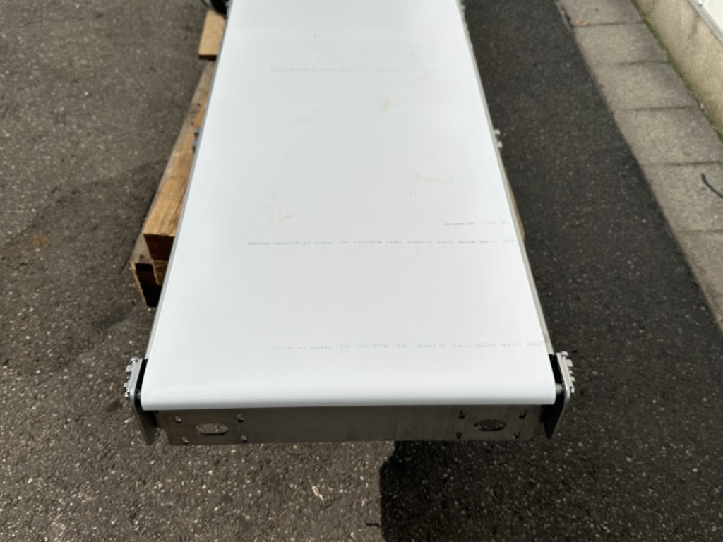 �������� 255 x 60 �� ����������� �����