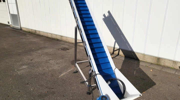 Stainless steel elevator