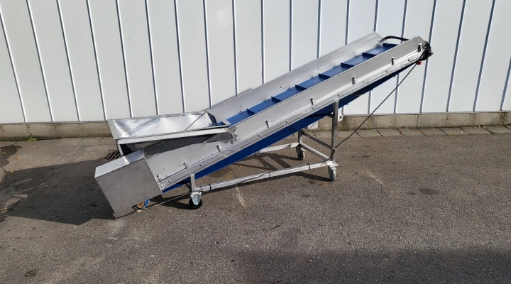 Stainless steel elevator