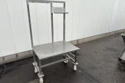 Stainless steel table on wheels 94 x 71 cm