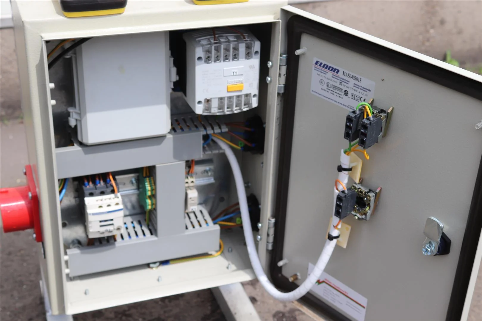 Martin Stolze remote control for conveyors • Duijndam Machines