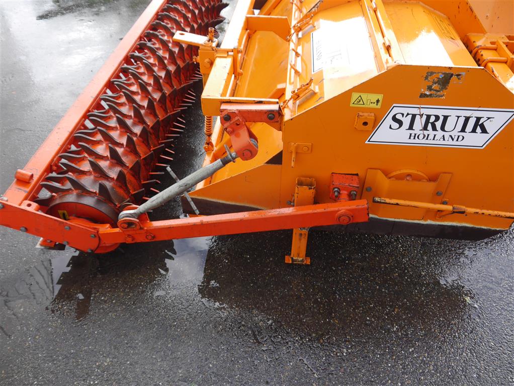 Крутильный культиватор Struik 3RTF 250