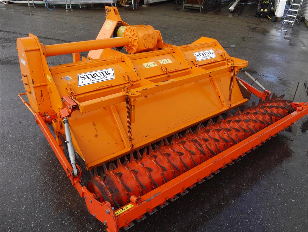 Крутильный культиватор Struik 3RTF 250