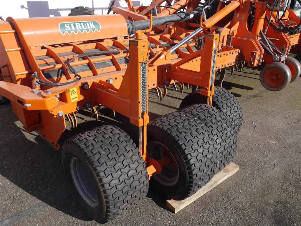 ���������������� ����� Struik 6RF610 Twin Rotor