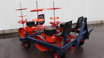 Checchi & Magli Tex carrousel planting machine 3 rangées