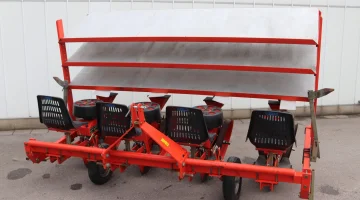 Checchi & Magli Tex carousel planting machine with 4 rows
