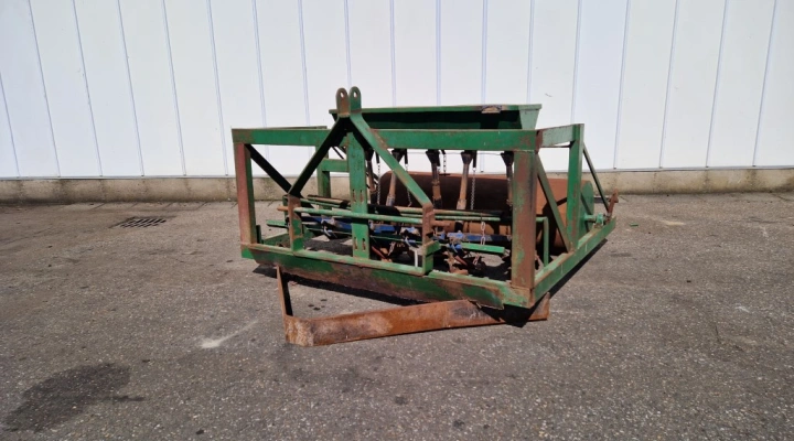 Thilot Mechanical seeder sowing machine 5 rows