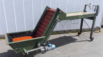 Tibo Blokker Verleseband mit Elevator
